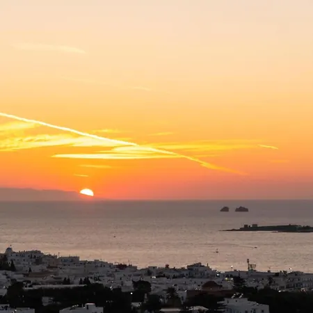 Panos Luxury パロス島