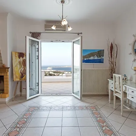 Panos Luxury パロス島