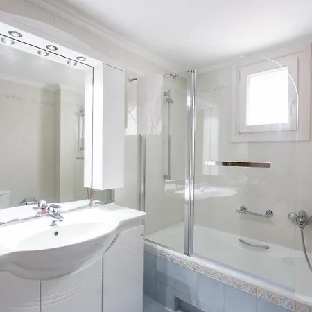 Villa Panos Luxury